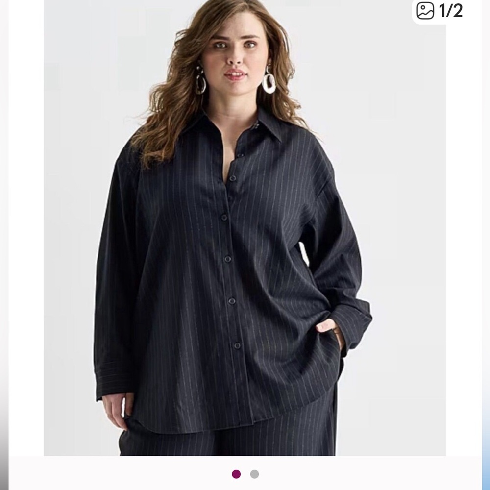 Ashley Graham Womens Dark Navy Pinstripe Dress Shirt